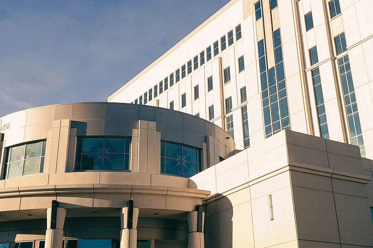 County courthouse exterior, where Virginia reckless driving cases are heard in general district court